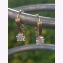 Kurze Ohrhänger aus Gelbgold mit Zirkoniasteinen