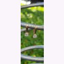 Kurze Ohrhänger aus Gelbgold mit Zirkoniasteinen